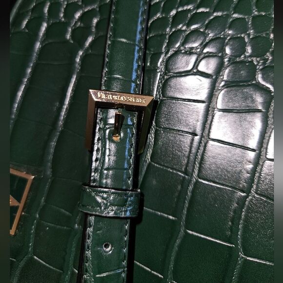 Victoria's Secret Green Croc Embossed Crossbody Bag & Wallet Set NEW - Picture 10 of 16